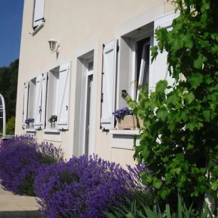 Tranquil Holiday In Sur Meuse With Pool * Joigny-sur-Meuse