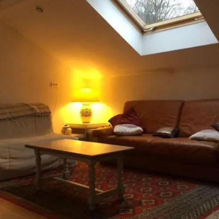 Tranquil Holiday In Sur Meuse With Pool Prázdninový dům